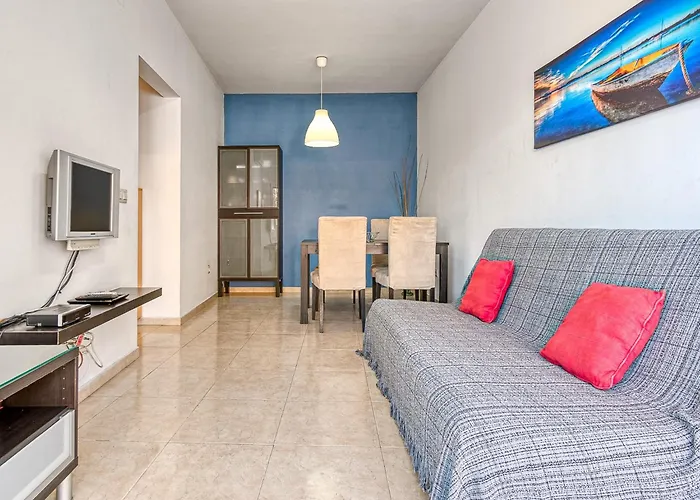 In With Waterfront Views Roses