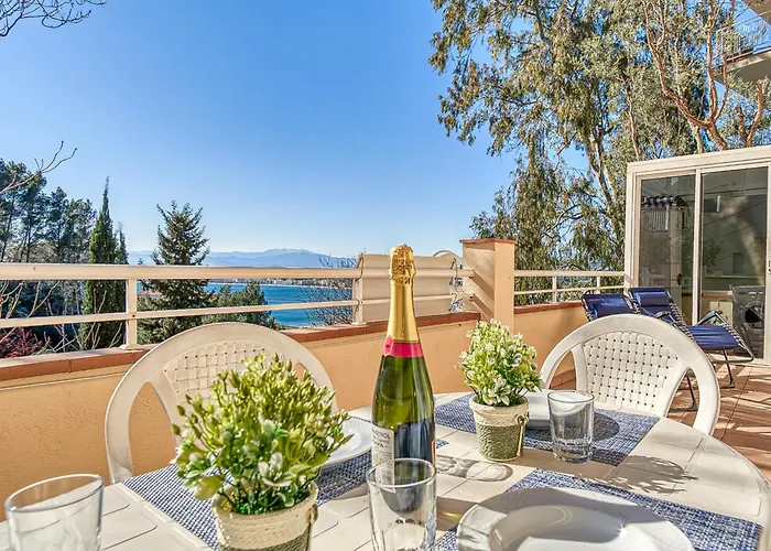 In With Waterfront Views